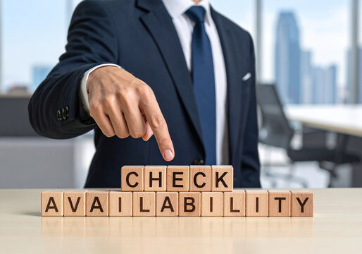 Check availability - Geschäftsmann zeigt auf den Text "Check availability"