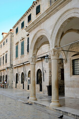 Fototapeta premium Ornate historic building exterior in Dubrovnik old town