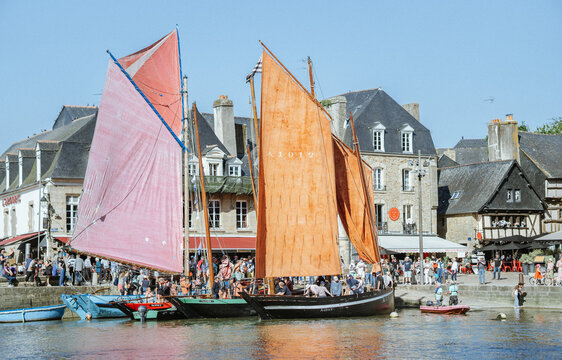 Bateaux &agrave; quai