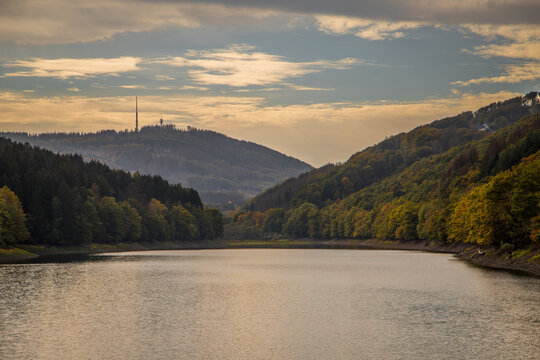 Oestertalsperre im Herbst
