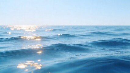 Fototapeta premium Ocean waves under clear sky