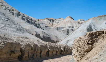 Fototapeten Naturpark The layered Aktau Mountains in the Altyn Emel National Park in southeastern Kazakhstan  © Max Zolotukhin