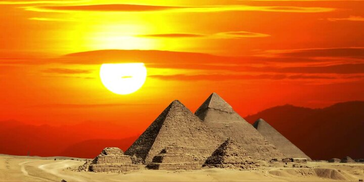 pyramid of the pyramids in cairo, egypt