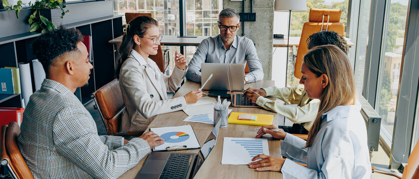 Senior mentor fostering professional growth collaboration