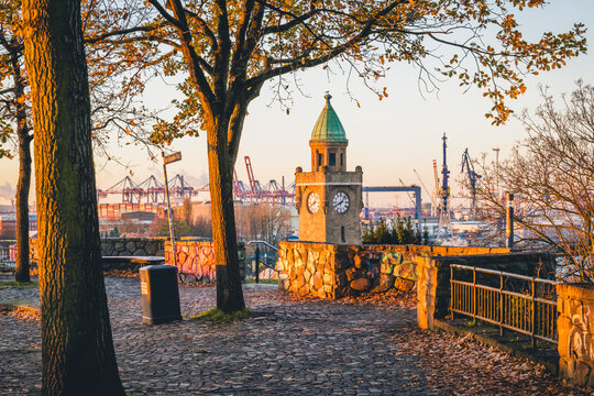 Autumn morning at Stintfang clock tower and Hamburg harbor