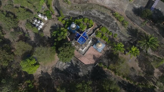 Near Top Shot Descending with Camera Movement &ndash; Wat Thep Nimit Nantharam