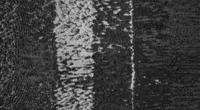 CCTV noise texture with glitch scratch and analog TV filter effect, vintage VHS distortion background, white 90s horror pattern on black for film and game overlays.