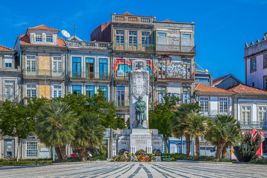 PORTO, PORTUGAL-APRIL 12, 2024:The Monument to the Dead of the Great War (Monumento aos Mortos da Grande Guerra) in Pra&ccedil;a de Carlos Alberto, tribute to the soldiers who lost their lives in World War I