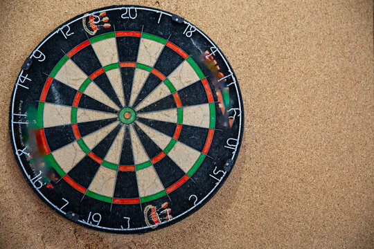 Bar dart board