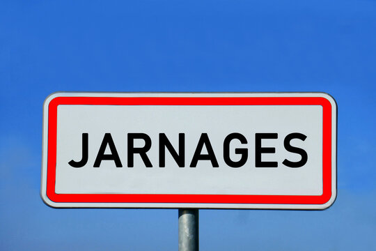 place-name sign Jarnages
