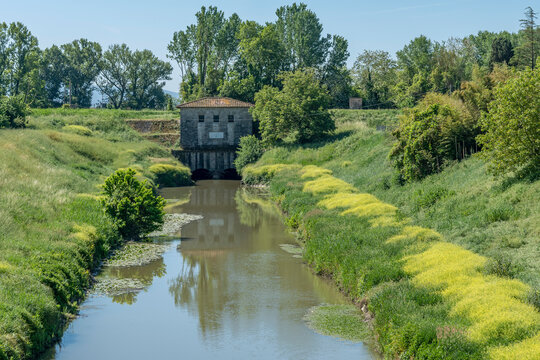 The so-called "botte" is a 255-meter-long underground conduit passing under the Arno riverbed, San Giovanni alla Vena, Vicopisano, Italy