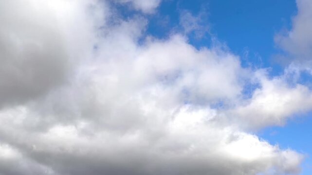 Clouds becomes stratocumulus at dawn