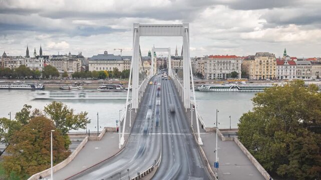 Hyper lapse cars moving on Elisabeth Bridge in Budapest, Hungary