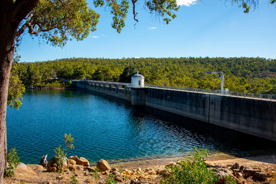Mundaring Weir Dam - Western Australia