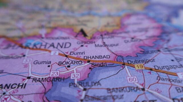 Detailed map of Jharkhand, India, focusing on Dhanbad, Bokaro, and Ranchi. Road and city locations visible.