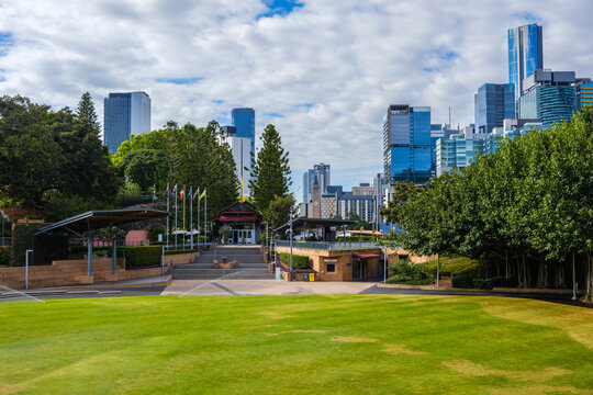 Brisbane CBD seen from Roma Steet Parklands