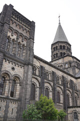 Obraz premium Historic Romanesque Basilica of Notre-Dame du Port in Clermont-Ferrand, France