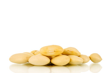 Fototapeta premium Dried beans isolated on white background.