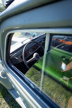 Armaturenbrett eines Oldtimers