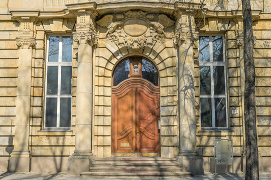 Stiftung Wissenschaft und Politik, Ludwigkirchplatz, Wilmersdorf, Charlottenburg-Wilmersdorf, Berlin, Deutschland