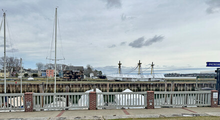 Fototapeta premium Friendship Sloop covered for Winter