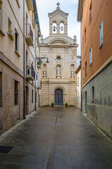 Obraz premium Architecture in the historic old town of Pamplona, Spain