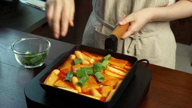 Cooking Korean Spicy Rice Cakes