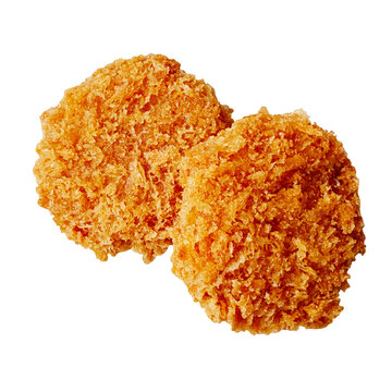コロッケ 2個の切り抜き。サクサクの揚げ物、お惣菜、お弁当の食材 (Two Japanese potato croquettes isolated. Deep fried breaded meat or potato cakes for bento, lunch, or side dish)