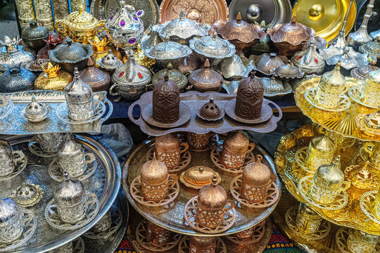 The views of the Coppersmithing in Gaziantep is a historical craft dating back over 400&ndash;500 years, deeply rooted in the city's identity as a trade hub. The heart of this trade is the Coppersmiths' Baz