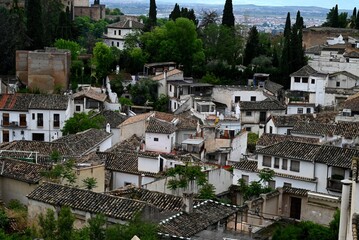 Obraz premium Détail d'un quartier de la ville de Grenade avec ses maisons