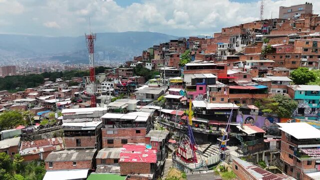 Cinematic Drone Footage of Comuna 13 Medell&iacute;n &ndash; Urban Transformation, Cable Cars, Escalator and City Life