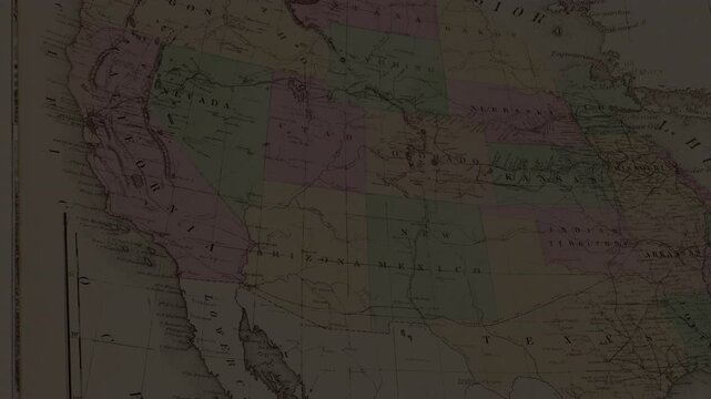 Wisconsin state map highlight on united states vintage map animated map, use for label for geography visuals, news graphics, educational content, and regional. 