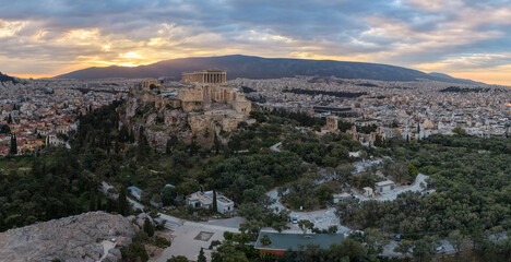 Fototapeta premium Aerial panorama of Athens at Sunrise