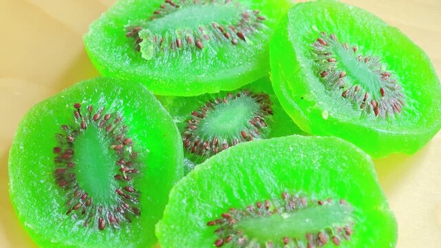 Dried kiwi, dried fruit ,Slices of dried kiwi fruit