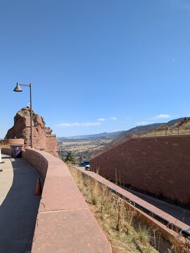 road to the mountain