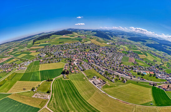 Grossh&ouml;chstetten im Emmental, Kanton Bern, Schweiz, Mai 2026, Luftaufnahme