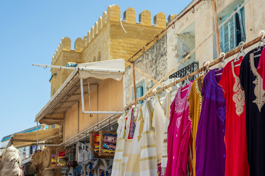 Boutique de robes traditionnelles dans la M&eacute;dina de Nabeul