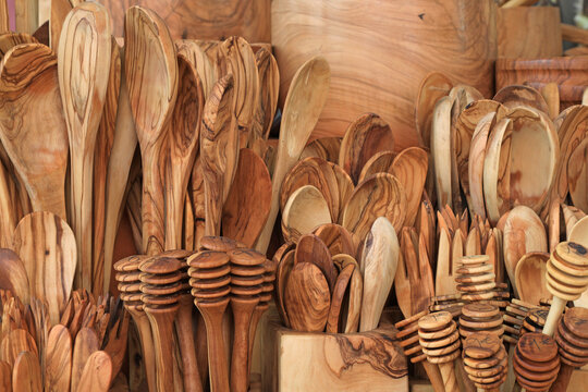 utensilios de cocina cubiertos de madera de olivo artesanales para cocinar la comida cucharas tenedores cucharones platos esp&aacute;tulas palos de miel 4M0A7961-as26