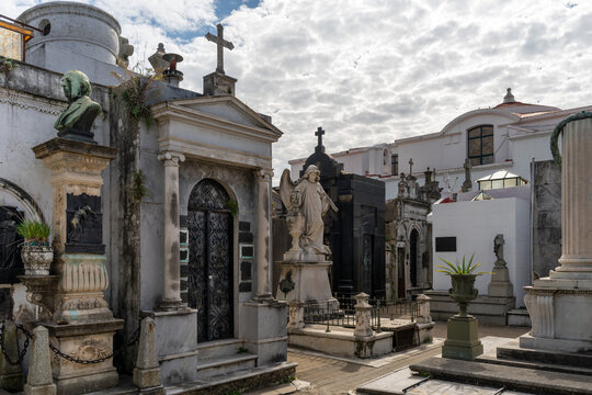 Angeles del Cementerio de la Recoleta in Buenos Aires,  Argentina