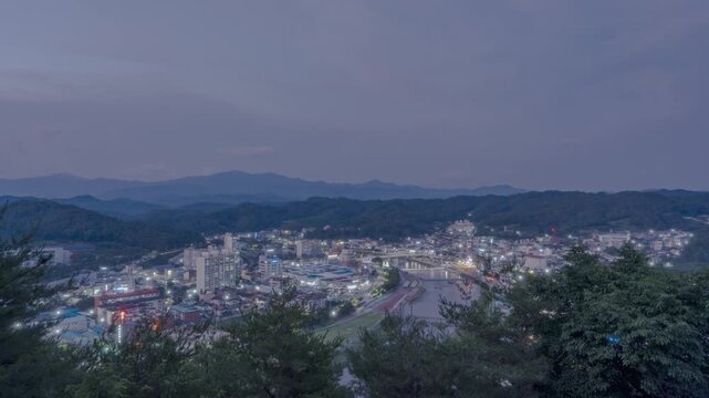 봉화 호골산 봉화읍 야경 HDR 타임랩스, 안개 낀 산 속 도심 불빛 풍경