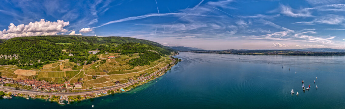 Twann am Neuenburger See, Schweiz, Luftaufnahme, Mai 2026