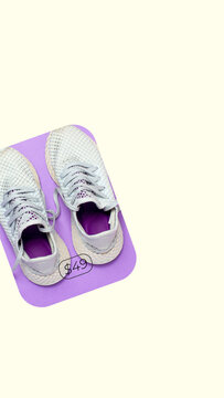 Vertical Elegant Product Promo Slideshow for Mobile Marketing
