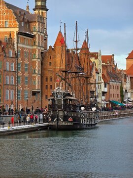 canal in Gdańsk old town