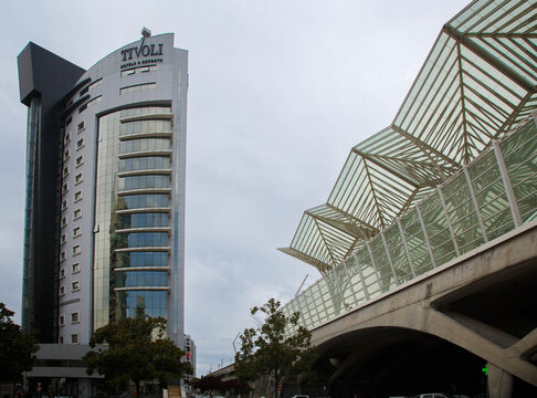 Modern architecture Tivoli Oriente Hotel and Estacao de Comboios do Oriente in Parque das Nacoes, Lisbon, Portugal