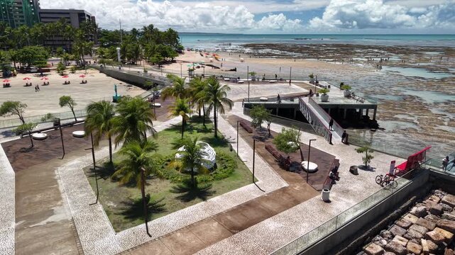Observation pier built on the reefs of Ponta Verde Beach, inaugurated in April 2022, a tourist attraction in Macei&oacute;, Alagoas, Brazil