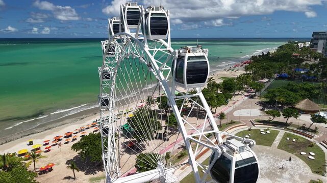Roda Macei&oacute;, on the Paju&ccedil;ara Beach waterfront - Macei&oacute;, Alagoas, Brazil