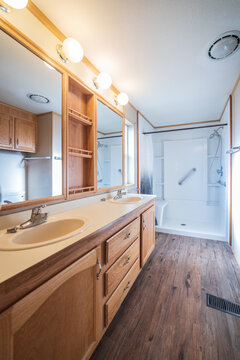 Full Bath In A Primary Suite