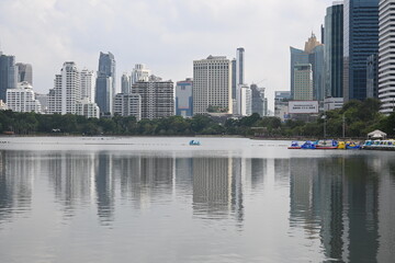 Obraz premium Bangkok skyline at dusk