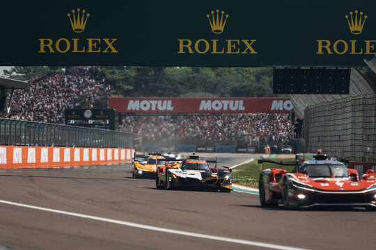 FIA WEC 6 Hours of Imola 2026 - Race start for Hypercars