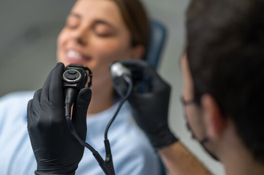 Intraoral camera diagnostic in process